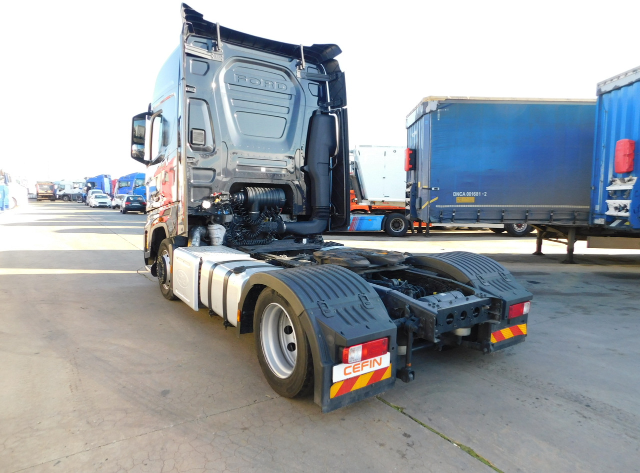 Ford F max ll 4x2 scab e6 eco 16spdamt ecotorq - Tractor: foto 4 Ford F max ll 4x2 scab e6 eco 16spdamt ecotorq - Tractor: foto 4