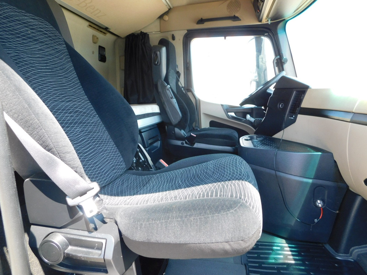 Mercedes Actros - Tractor: foto 5 Mercedes Actros - Tractor: foto 5