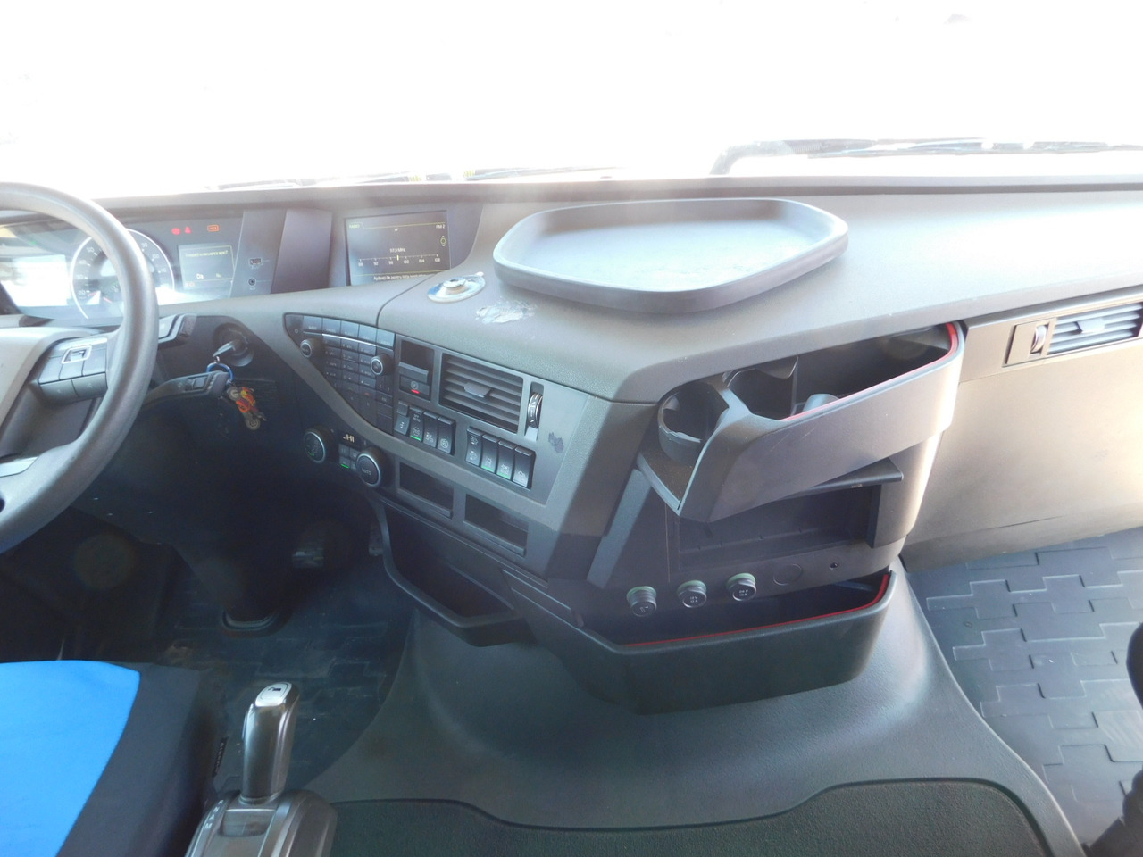 Tractor Volvo Fh: foto 7