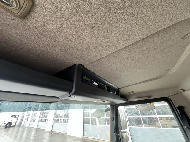 MAN TGL 12.220 4x2 BL Euro6 Klima Luftfeder - Caminhão com lona: foto 2 MAN TGL 12.220 4x2 BL Euro6 Klima Luftfeder - Caminhão com lona: foto 2