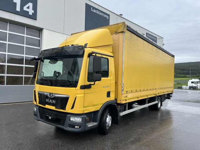 MAN TGL 12.220 4x2 BL Euro6 Klima Luftfeder - Caminhão com lona: foto 1 MAN TGL 12.220 4x2 BL Euro6 Klima Luftfeder - Caminhão com lona: foto 1