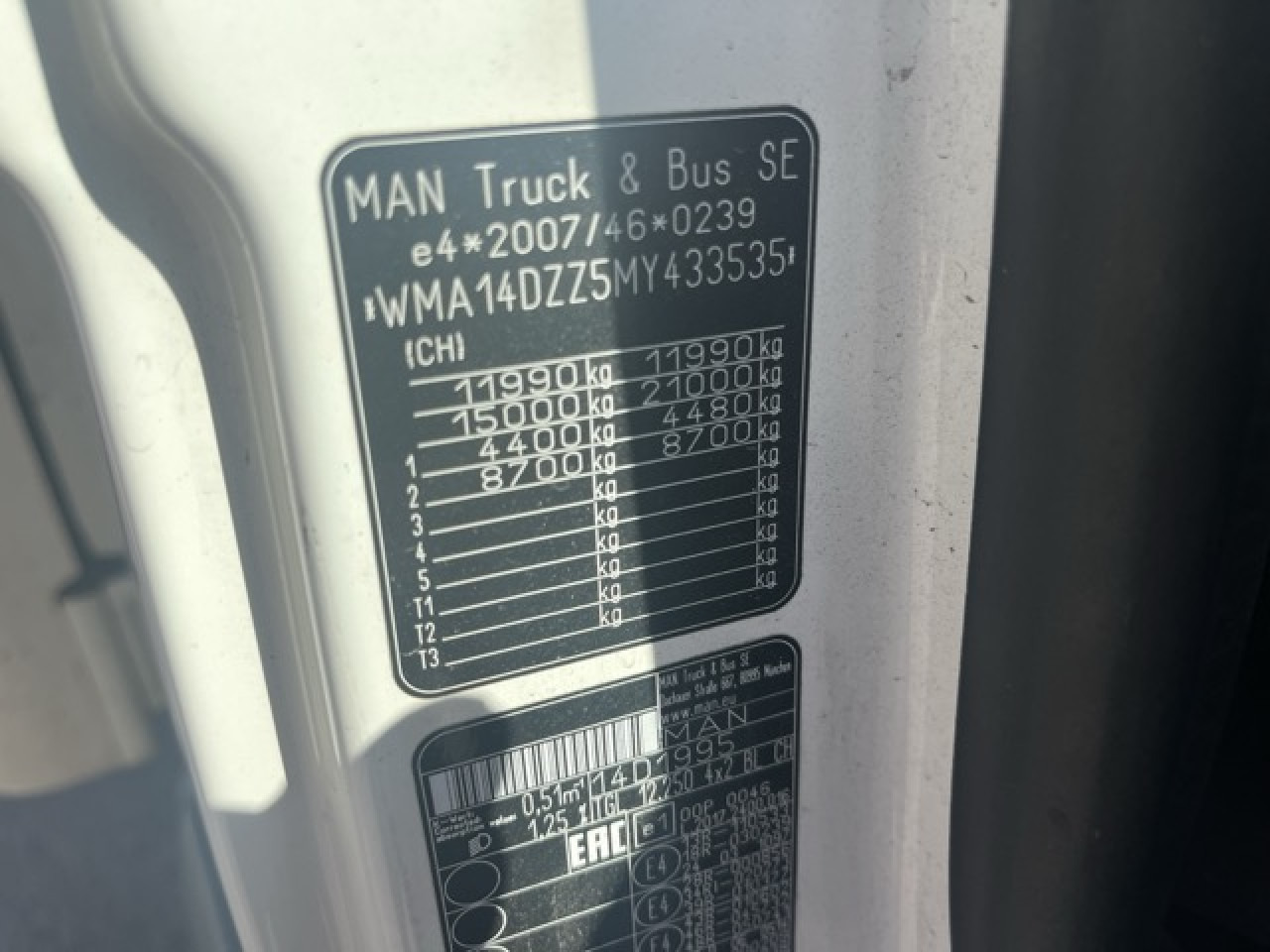 MAN TGL 12.250 4x2 BL Euro6 Klima AHK Luftfeder - Carrinha de contentor: foto 2 MAN TGL 12.250 4x2 BL Euro6 Klima AHK Luftfeder - Carrinha de contentor: foto 2