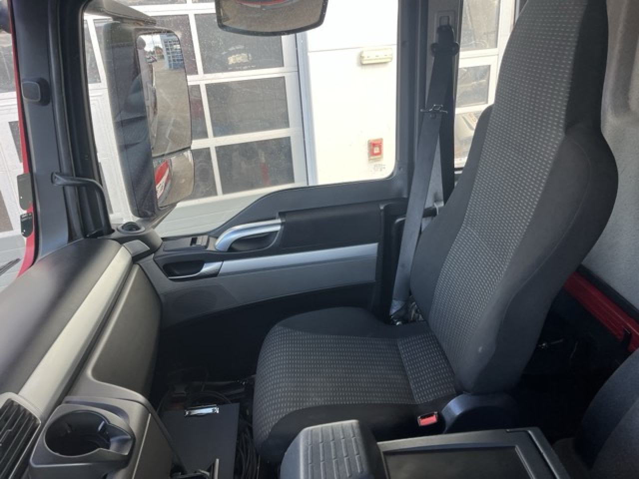 MAN TGS 33.440 6x4 BB mit Heckkran HIAB 166ES-4 Euro5 - Caminhão basculante, Caminhão grua: foto 5 MAN TGS 33.440 6x4 BB mit Heckkran HIAB 166ES-4 Euro5 - Caminhão basculante, Caminhão grua: foto 5