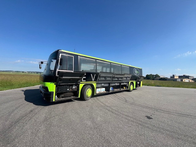 Ônibus NEOPLAN N316 Ü - Koferenz-, Ausstellungsbus - Wohnmobil: foto 10