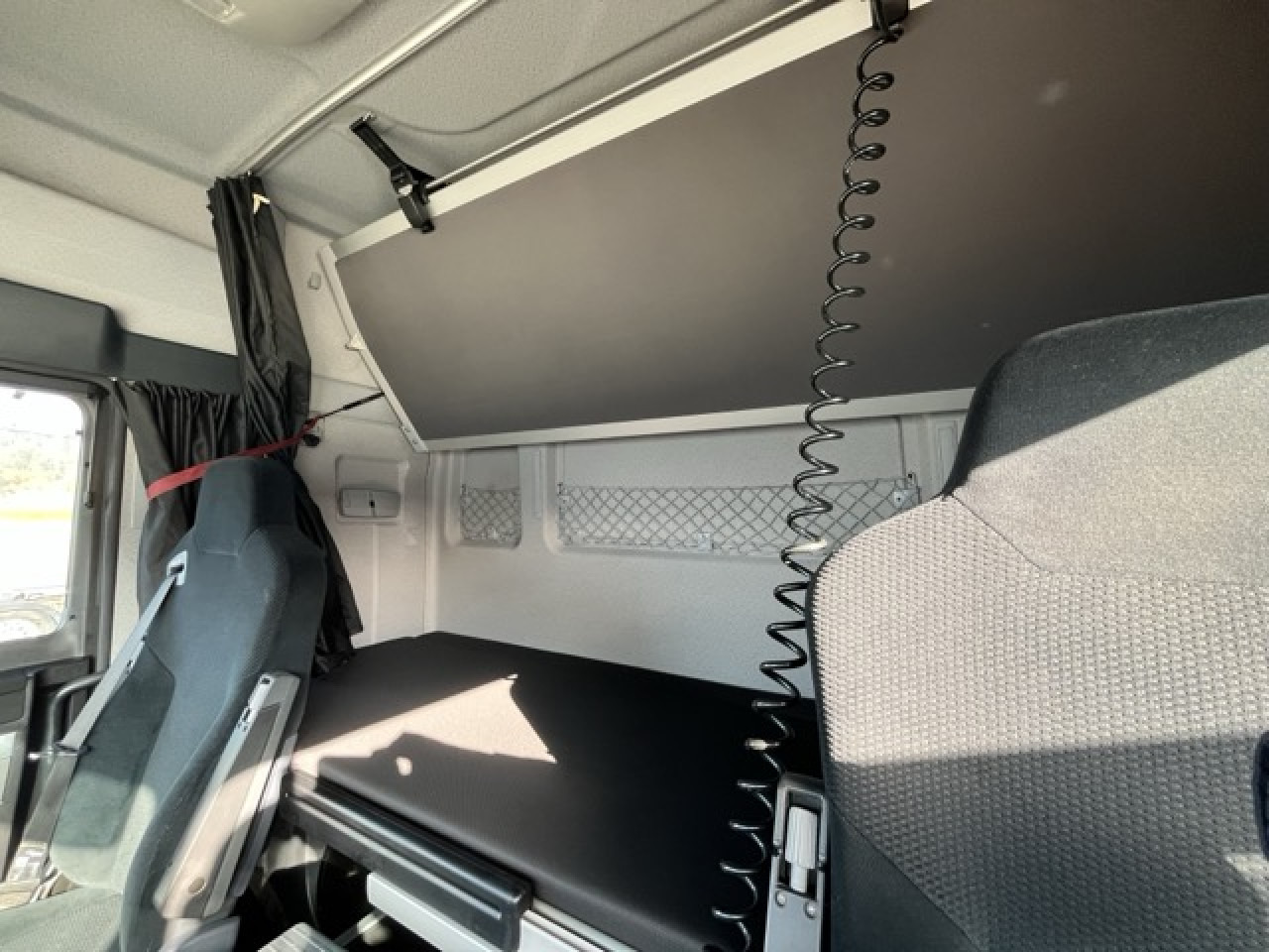 MAN TGX 26.480 6x4 BLS Euro6 Intarder Klima Luftfeder - Tractor: foto 5 MAN TGX 26.480 6x4 BLS Euro6 Intarder Klima Luftfeder - Tractor: foto 5