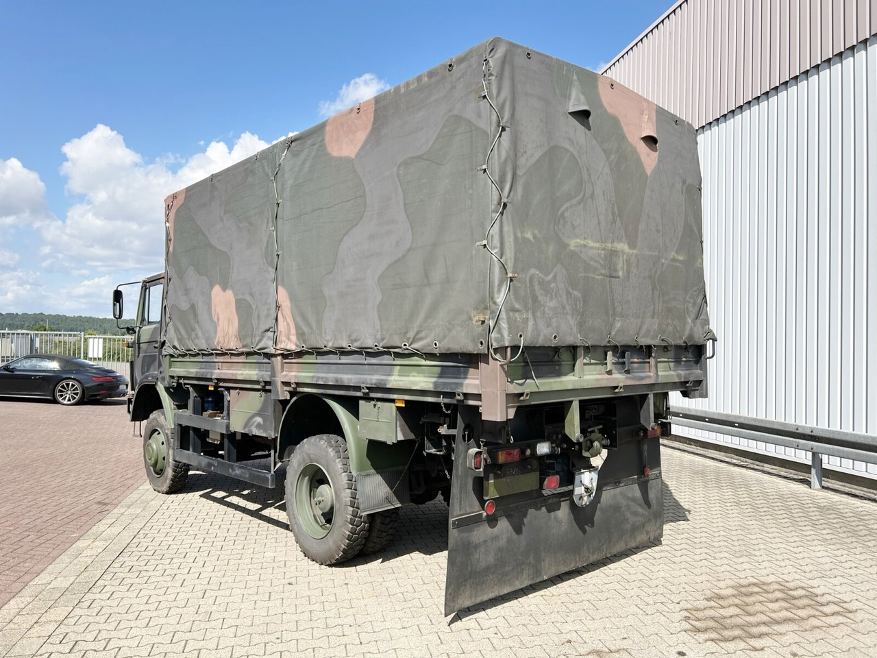 Caminhão com lona 110-17 AW 4x4 110-17 AW 4x4, Ex-, Küche: foto 11