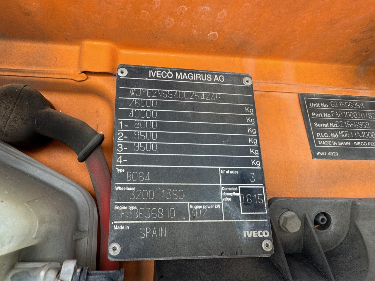 AD260T41 6x4 AD260T41 6x4, EEV - Caminhão chassi: foto 5 AD260T41 6x4 AD260T41 6x4, EEV - Caminhão chassi: foto 5