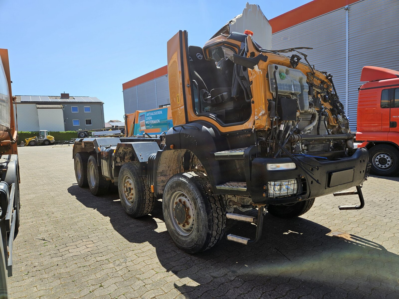 Caminhão chassi ASTRA HD9 86.50-90 8x6 ASTRA HD9 86.50-90 8x6, Unfallschaden, Cursor 13: foto 12