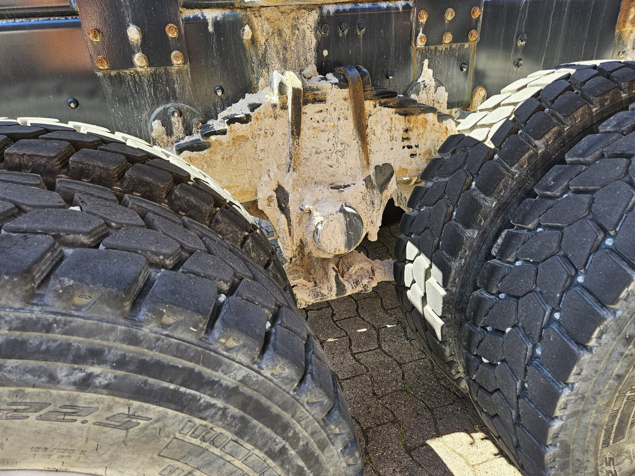 ASTRA HD9 86.50-90 8x6 ASTRA HD9 86.50-90 8x6, Unfallschaden, Cursor 13 - Caminhão chassi: foto 4 ASTRA HD9 86.50-90 8x6 ASTRA HD9 86.50-90 8x6, Unfallschaden, Cursor 13 - Caminhão chassi: foto 4