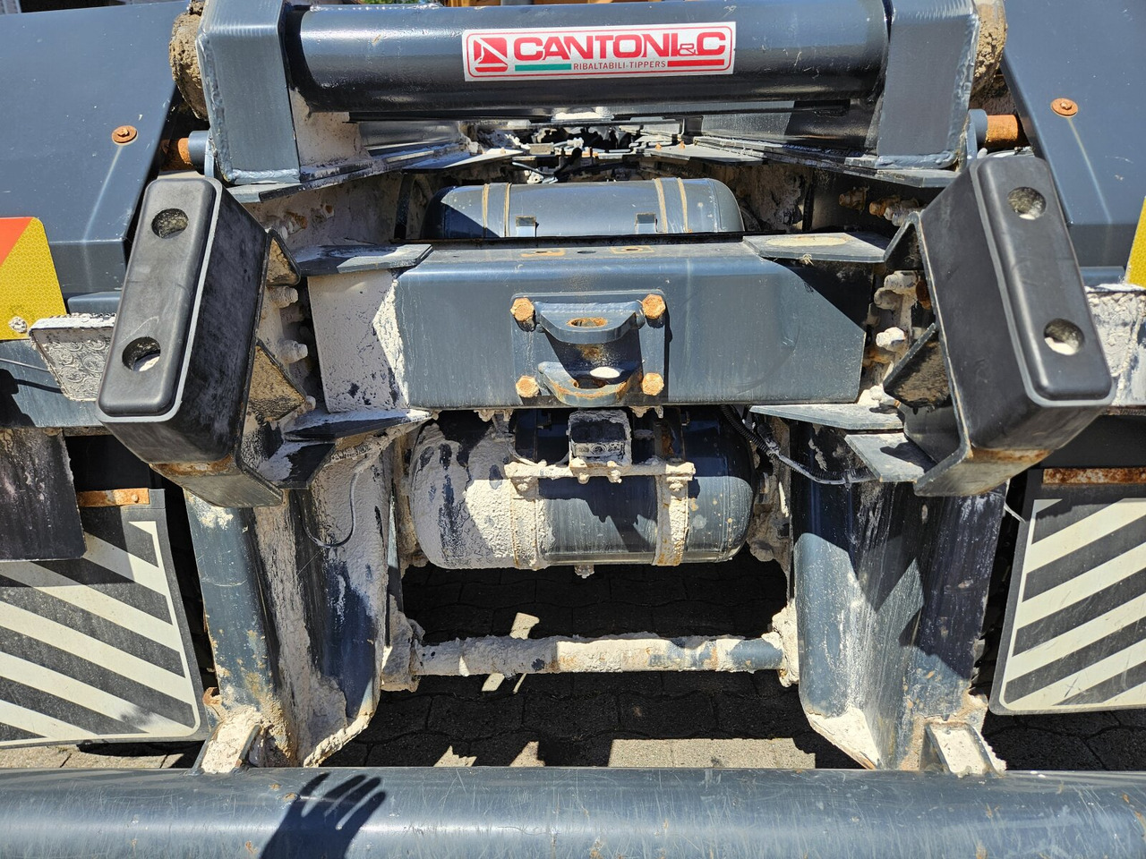 ASTRA HD9 86.50-90 8x6 ASTRA HD9 86.50-90 8x6, Unfallschaden, Cursor 13 - Caminhão chassi: foto 3 ASTRA HD9 86.50-90 8x6 ASTRA HD9 86.50-90 8x6, Unfallschaden, Cursor 13 - Caminhão chassi: foto 3