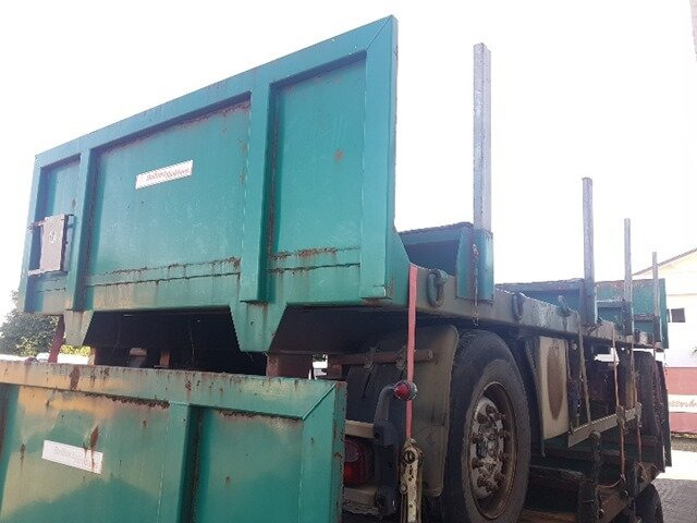 Anhänger Plateau Anhänger Pritsche Plateau, Rungen, 3x vorh. ! - Reboque plataforma/ Caixa aberta: foto 2 Anhänger Plateau Anhänger Pritsche Plateau, Rungen, 3x vorh. ! - Reboque plataforma/ Caixa aberta: foto 2