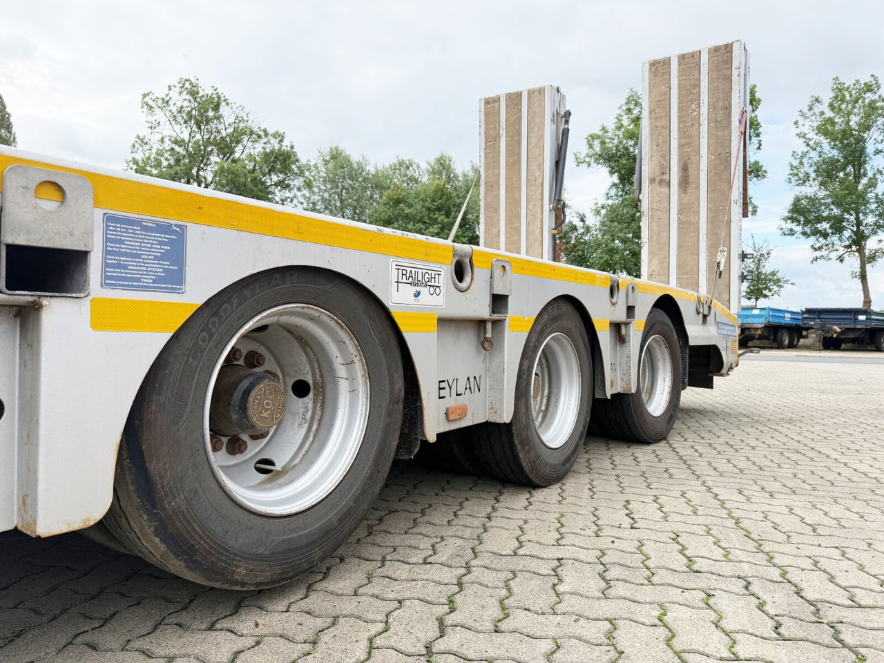 CYL 3 CYL 3, mit Lift-/Lenkachse, faltbare Rampen - Semireboque baixa: foto 3 CYL 3 CYL 3, mit Lift-/Lenkachse, faltbare Rampen - Semireboque baixa: foto 3