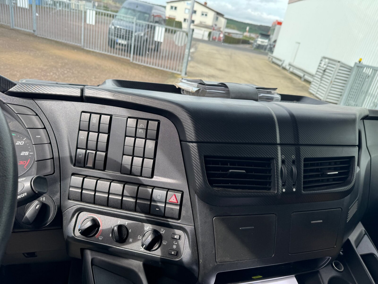 Caminhão Iveco Stralis AT 190 S31FP-CM 4x2 Stralis AT 190 S31FP-CM 4x2, LBW BÄR, Ex-: foto 6