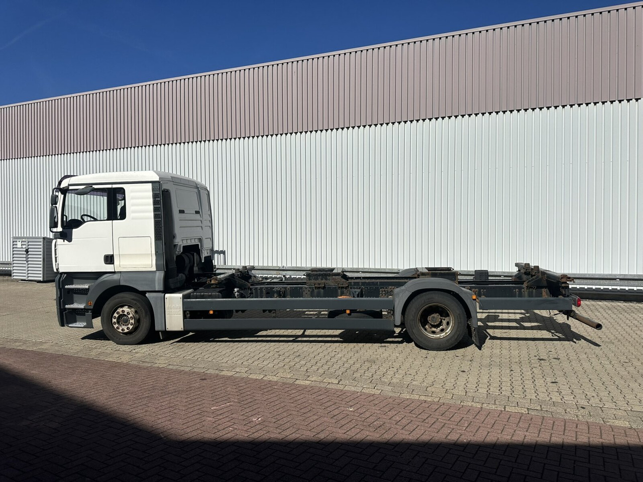 Caminhão MAN TGA 18.360 LL 4x2 TGA 18.360 LL 4x2, Fahrschule: foto 12 Caminhão MAN TGA 18.360 LL 4x2 TGA 18.360 LL 4x2, Fahrschule: foto 12