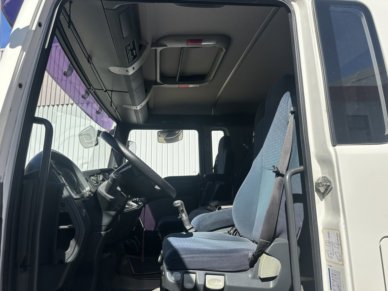 Caminhão MAN TGA 18.360 LL 4x2 TGA 18.360 LL 4x2, Fahrschule: foto 15 Caminhão MAN TGA 18.360 LL 4x2 TGA 18.360 LL 4x2, Fahrschule: foto 15