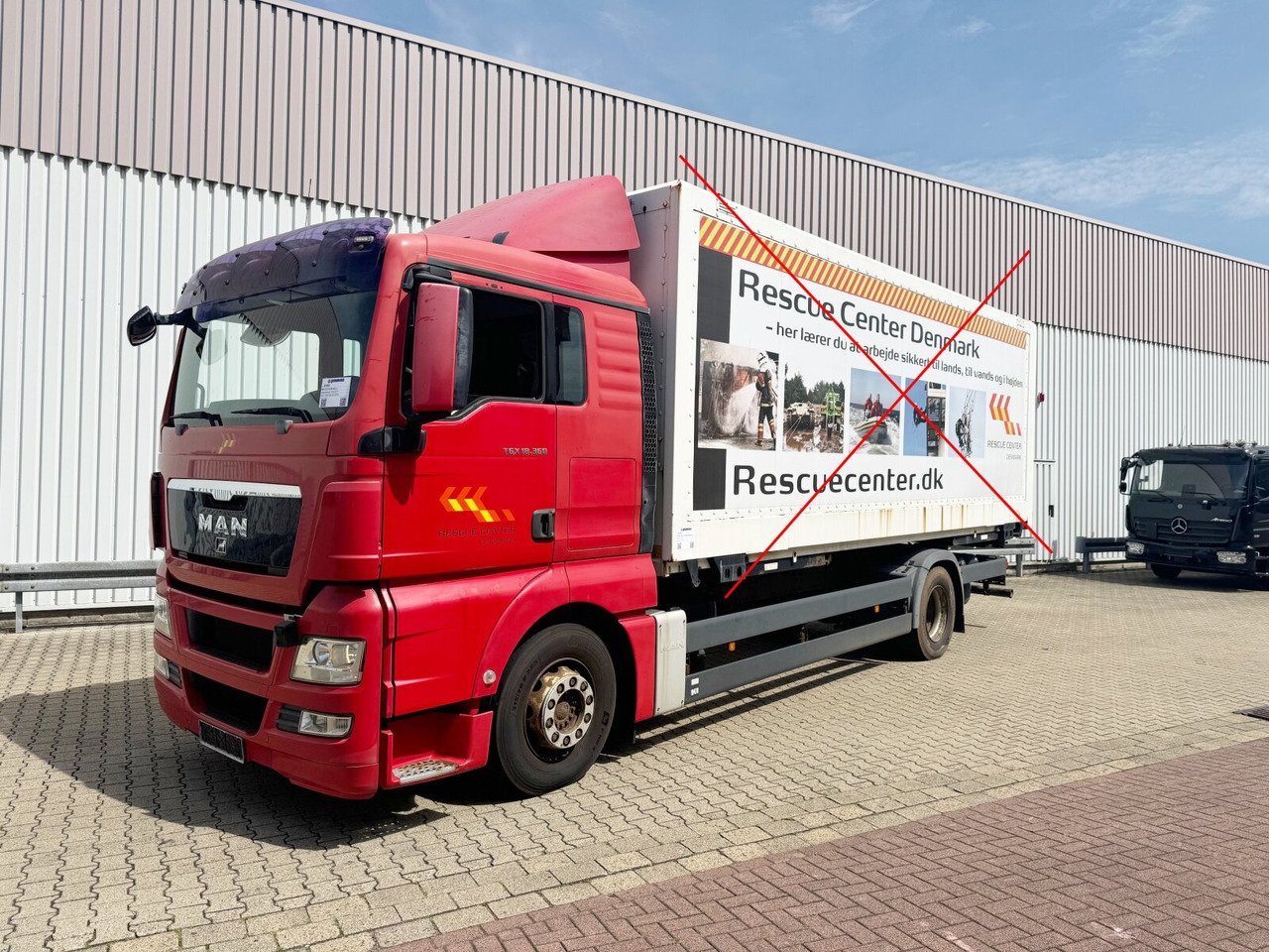 MAN TGX 18.360 4X2 LL TGX 18.360 4X2 LL, Ex-Fahrschule - Caminhão: foto 1 MAN TGX 18.360 4X2 LL TGX 18.360 4X2 LL, Ex-Fahrschule - Caminhão: foto 1