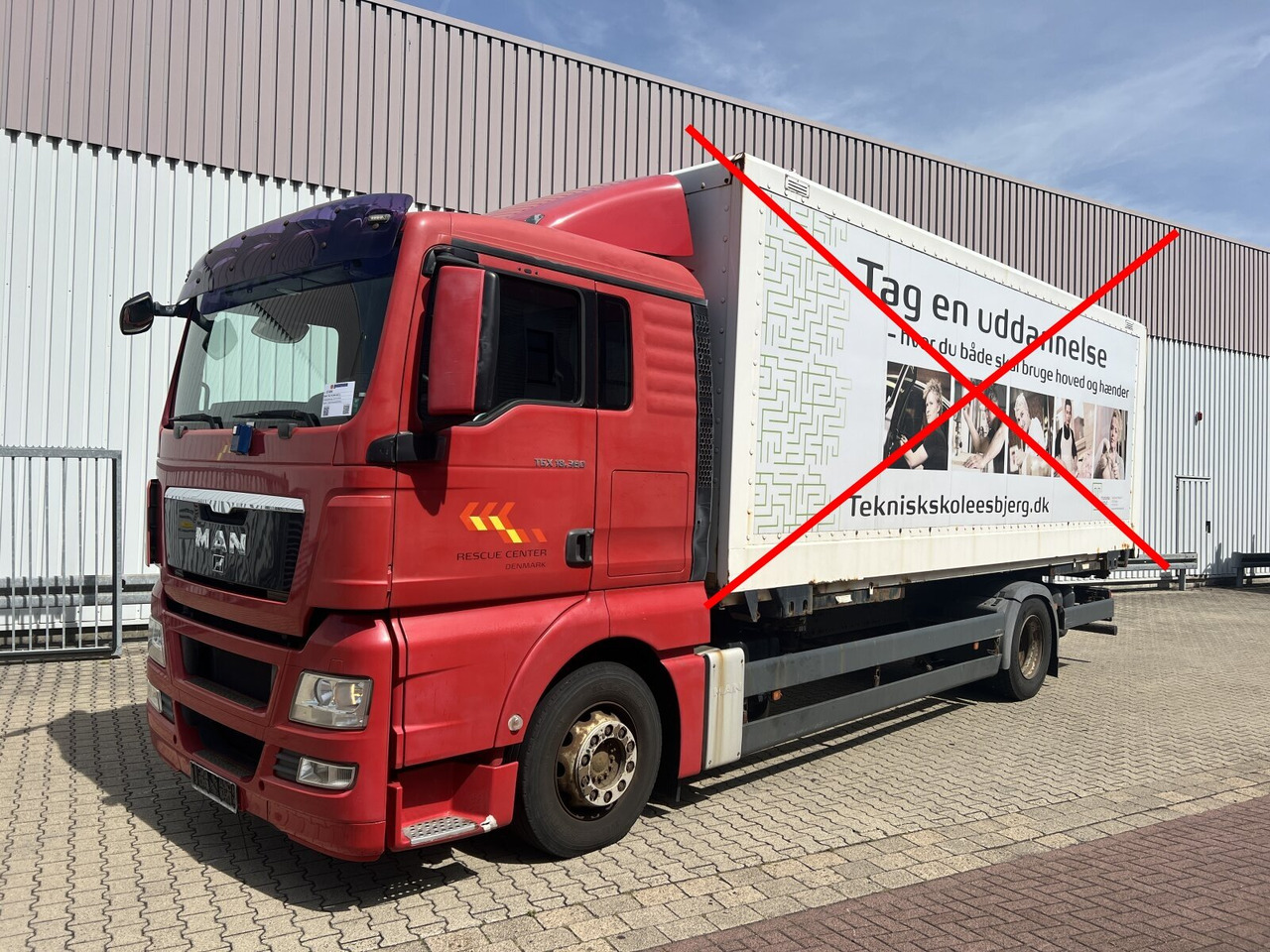 MAN TGX 18.360 4X2 LL TGX 18.360 4X2 LL, Fahrschule - Caminhão: foto 1 MAN TGX 18.360 4X2 LL TGX 18.360 4X2 LL, Fahrschule - Caminhão: foto 1