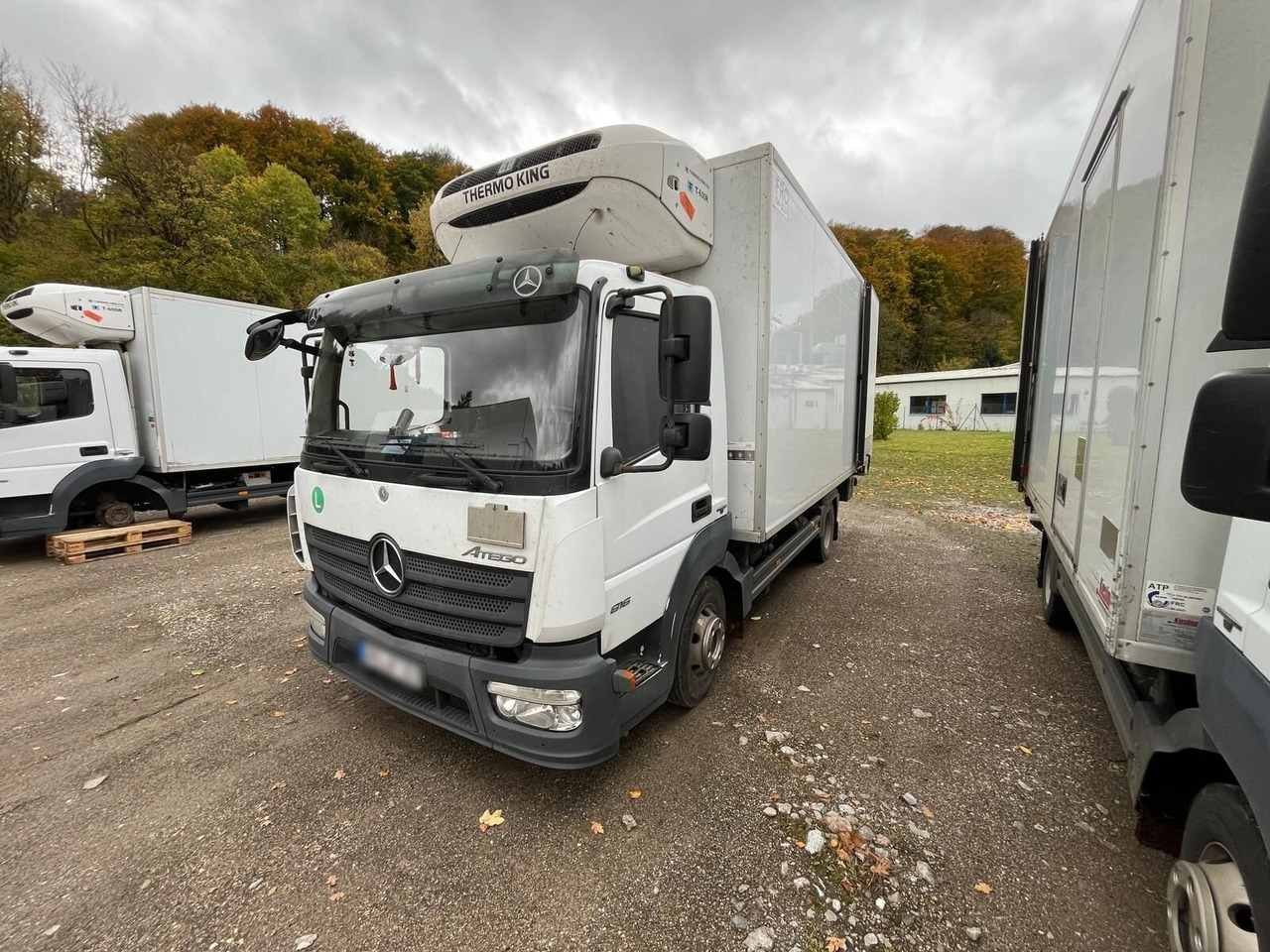 Mercedes-Benz Atego 816 4x2 Atego 816 4x2, Kühlkoffer, Trennwand, ThermoKing, LBW Sörensen - Caminhão: foto 1 Mercedes-Benz Atego 816 4x2 Atego 816 4x2, Kühlkoffer, Trennwand, ThermoKing, LBW Sörensen - Caminhão: foto 1