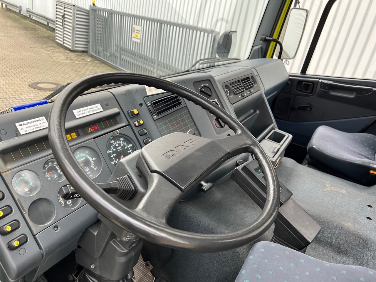 DAF 65.210 4x4 65.210 4x4 - Caminhão polibenne: foto 4 DAF 65.210 4x4 65.210 4x4 - Caminhão polibenne: foto 4
