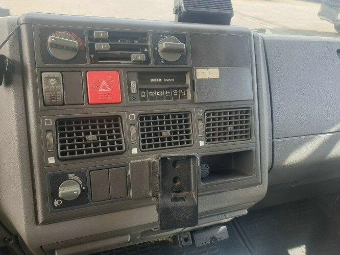 Euro Cargo ML 75E14 4x2 Euro Cargo ML 75E14 4x2 Getränkewagen, 6-Zylinder-Motor - Caminhão furgão: foto 3 Euro Cargo ML 75E14 4x2 Euro Cargo ML 75E14 4x2 Getränkewagen, 6-Zylinder-Motor - Caminhão furgão: foto 3