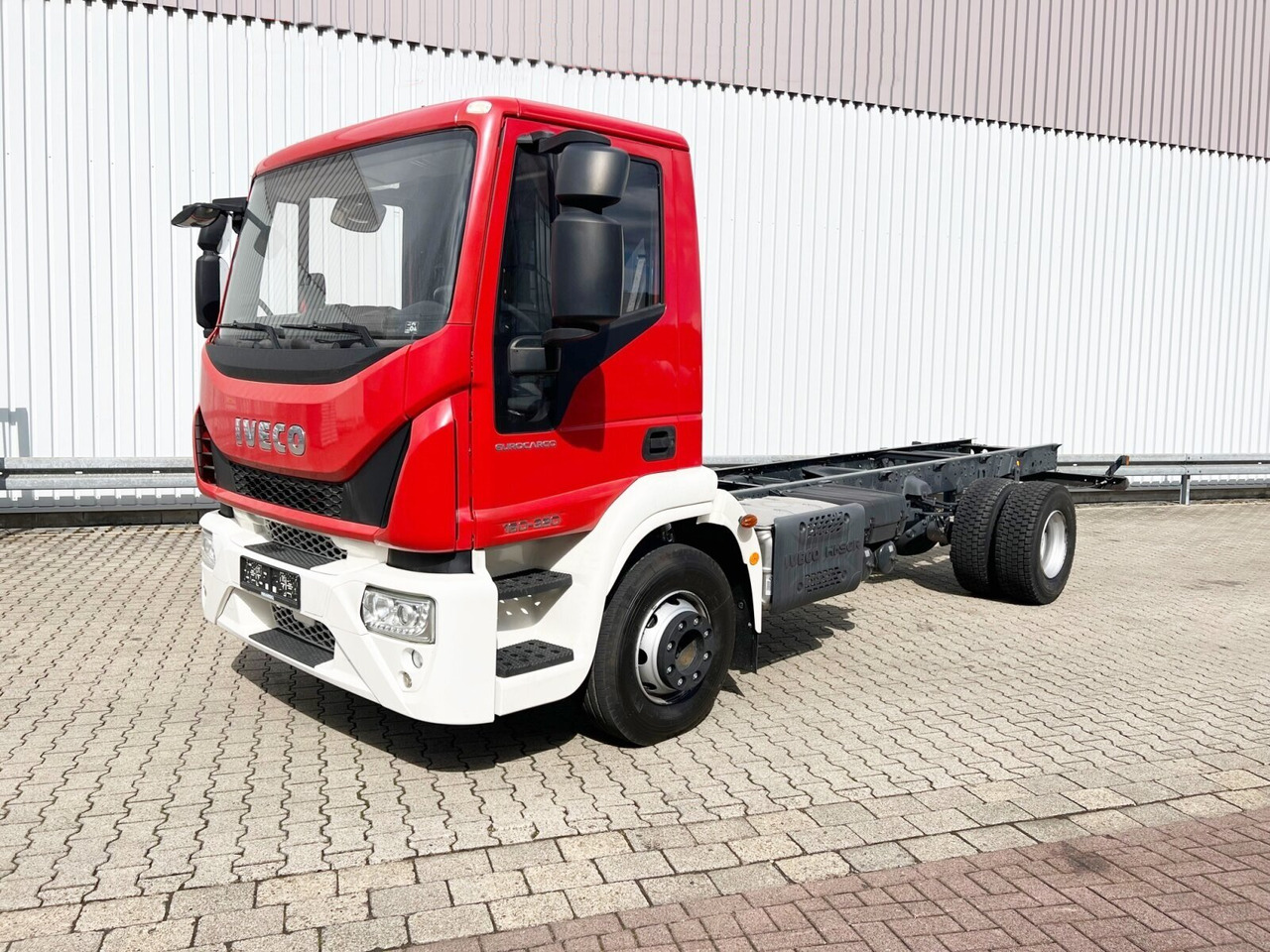 Caminhão transporte de veículos nuevo EuroCargo ML160E32 4x2 EuroCargo ML160E32 4x2 mit Teilen für Anhänger und Aufbauten: foto 7