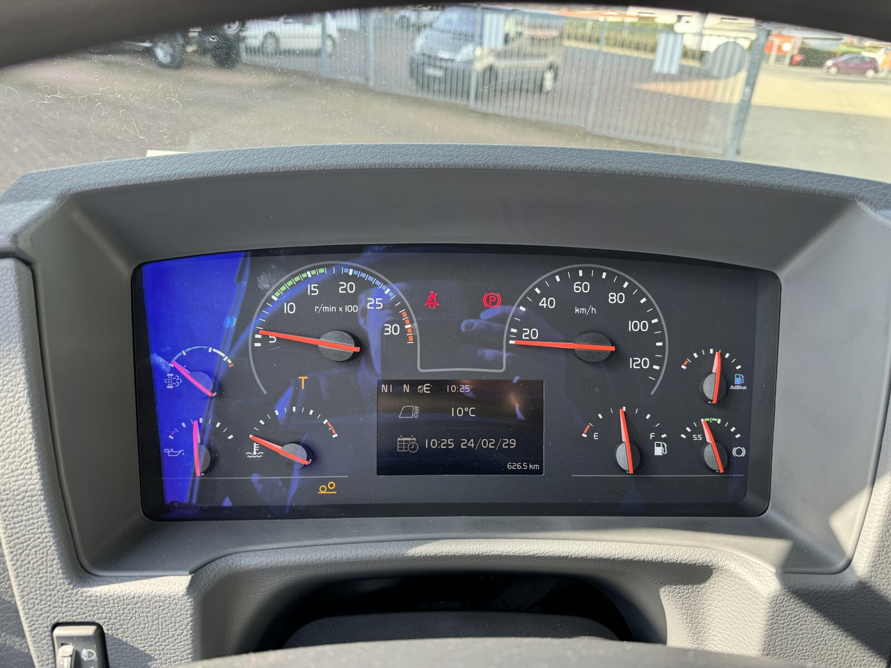 FE 350 6x2-4 FE 350/380 6x2-4, Lenk-/Liftachse - Caminhão chassi: foto 5 FE 350 6x2-4 FE 350/380 6x2-4, Lenk-/Liftachse - Caminhão chassi: foto 5