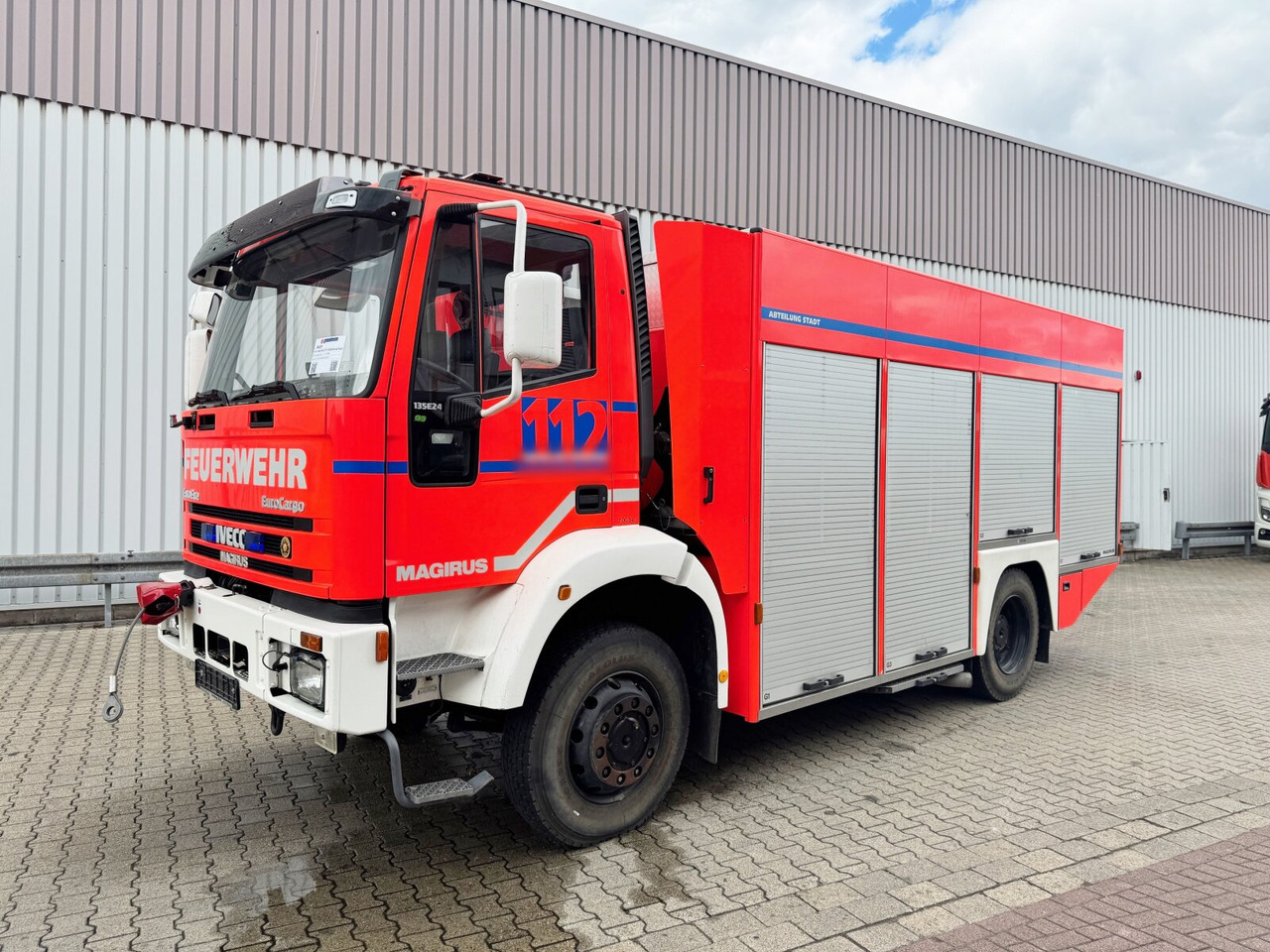 FF135E24W 4x4, Rüstwagen RW2 FF135E24W 4x4, Rüstwagen RW2, Seilwinde - Ambulância: foto 1 FF135E24W 4x4, Rüstwagen RW2 FF135E24W 4x4, Rüstwagen RW2, Seilwinde - Ambulância: foto 1