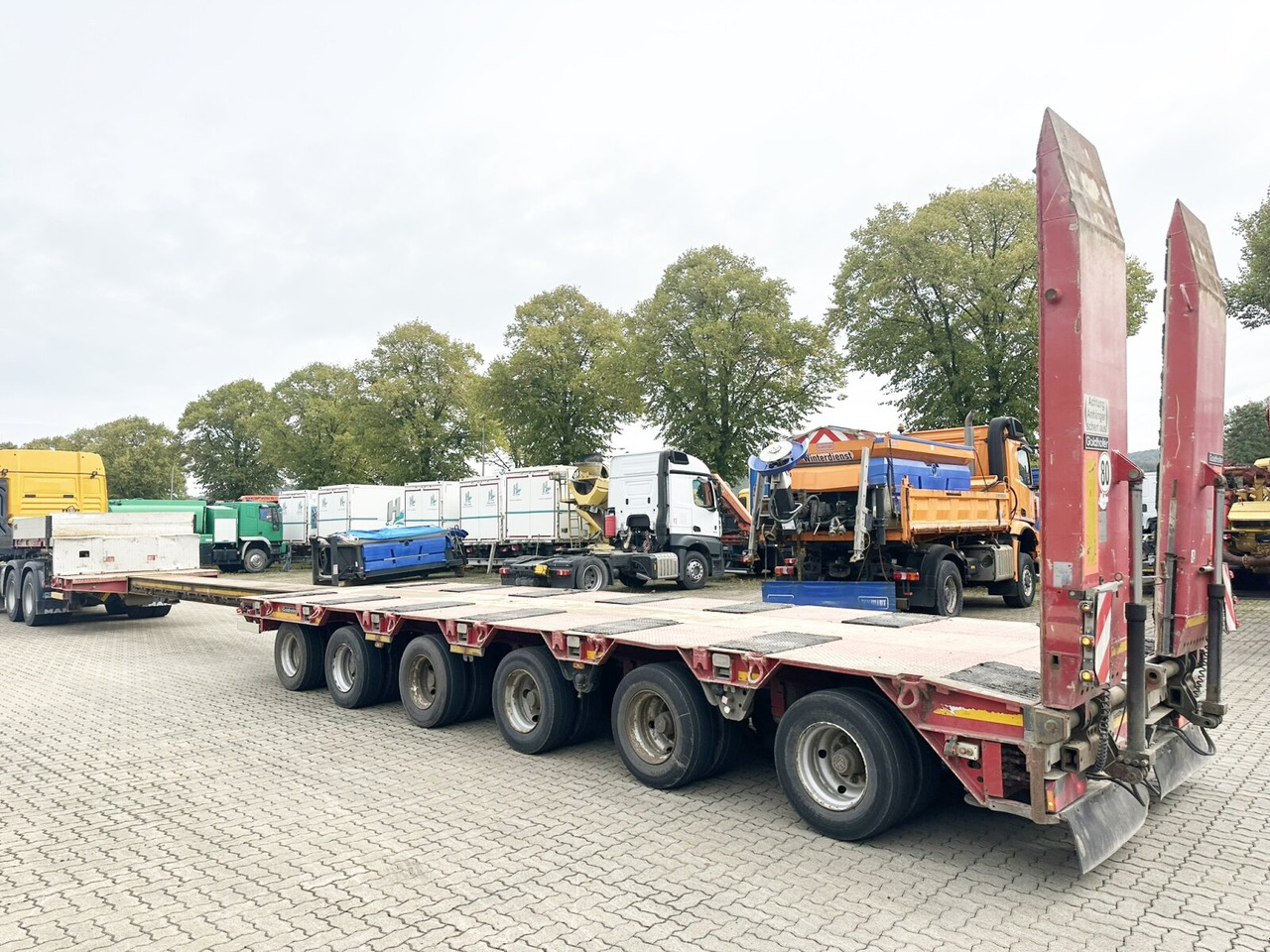 Goldhofer STZ L 6-67/80 A STZ-L 6-67/80 A, 6 Achsen, 86.000kg Ges.-Gew. - Semireboque baixa: foto 2 Goldhofer STZ L 6-67/80 A STZ-L 6-67/80 A, 6 Achsen, 86.000kg Ges.-Gew. - Semireboque baixa: foto 2