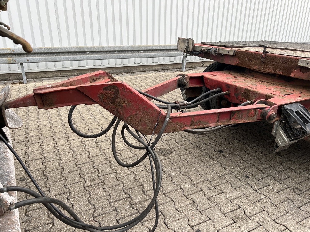 Goldhofer TU 3-24/80 TU 3-24/80, hydr. Rampen, Verbr. auf 3m - Reboque baixa: foto 4 Goldhofer TU 3-24/80 TU 3-24/80, hydr. Rampen, Verbr. auf 3m - Reboque baixa: foto 4