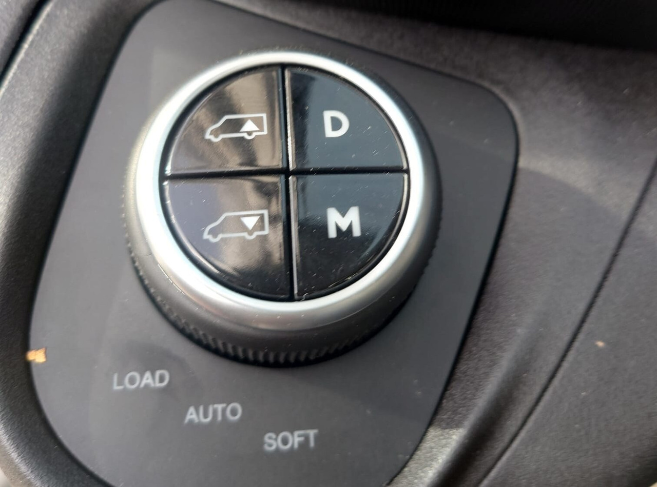 Iveco Daily 72C18H/P DK 4x2 Daily 72C18H/P DK 4x2, Nebenantrieb, Mehrfach Vorhanden! - Caminhão chassi: foto 4 Iveco Daily 72C18H/P DK 4x2 Daily 72C18H/P DK 4x2, Nebenantrieb, Mehrfach Vorhanden! - Caminhão chassi: foto 4