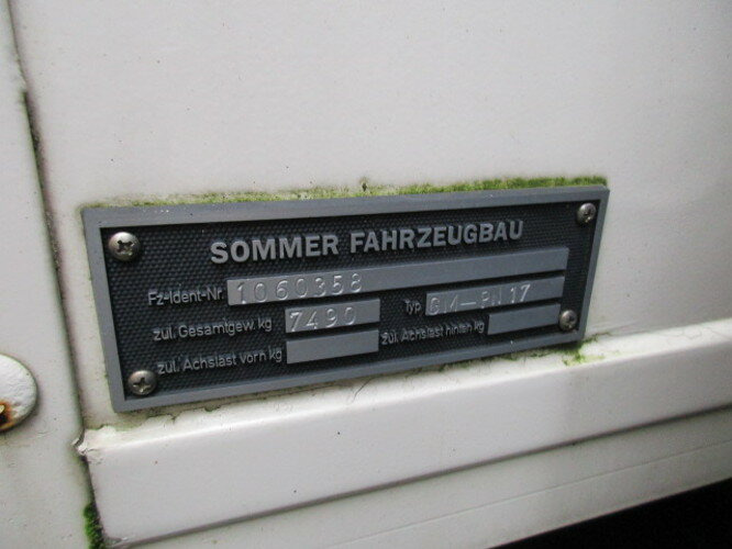 Iveco EuroCargo 75 E 17/4x2 EuroCargo 75 E 17/4x2, 6x VORHANDEN! - Caminhão furgão: foto 2 Iveco EuroCargo 75 E 17/4x2 EuroCargo 75 E 17/4x2, 6x VORHANDEN! - Caminhão furgão: foto 2