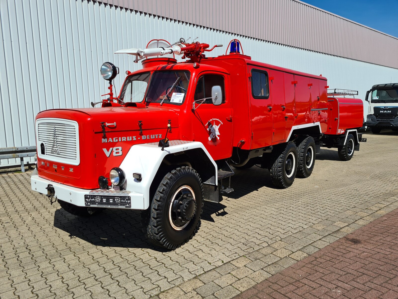 Jupiter 178 D 15 A, 6x6, Allrad Jupiter 178 D 15 A, 6x6, Allrad - Carro de bombeiro: foto 1 Jupiter 178 D 15 A, 6x6, Allrad Jupiter 178 D 15 A, 6x6, Allrad - Carro de bombeiro: foto 1