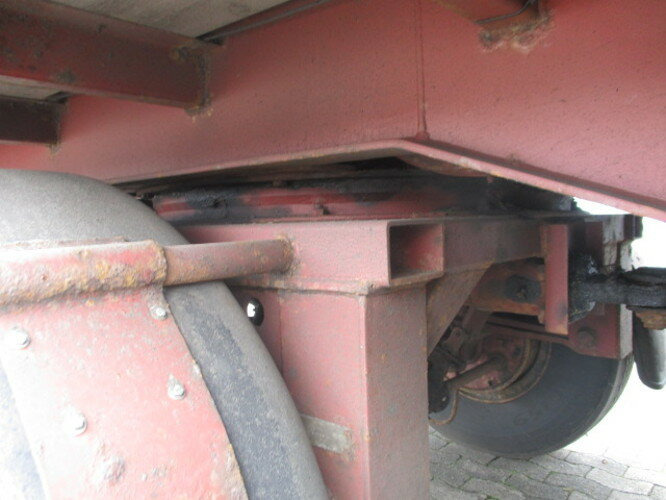 Kögel SAnh SF 24 SF 24 Kofferauflieger, gelenkte Achse, Rolltor, 77 cbm - Semireboque furgão: foto 3 Kögel SAnh SF 24 SF 24 Kofferauflieger, gelenkte Achse, Rolltor, 77 cbm - Semireboque furgão: foto 3