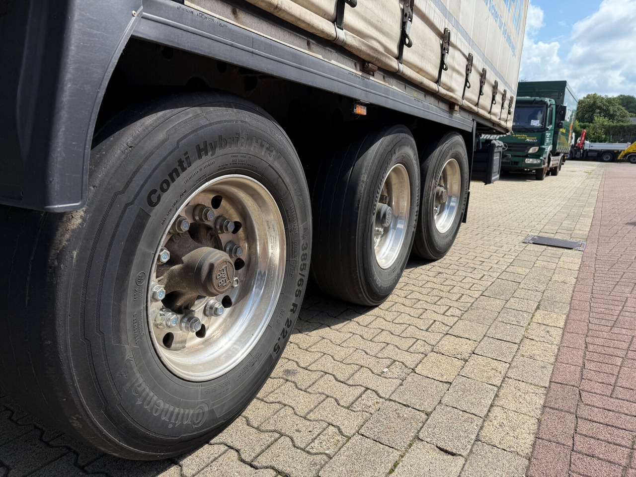 Krone SDP 27 eLCL10-CS Coil Liner SDP 27 eLCL10-CS Coil Liner, Coilmulde, Liftachse, Nachlauflenkachse, Edscha - Semi-reboque plataforma/ Caixa aberta: foto 4 Krone SDP 27 eLCL10-CS Coil Liner SDP 27 eLCL10-CS Coil Liner, Coilmulde, Liftachse, Nachlauflenkachse, Edscha - Semi-reboque plataforma/ Caixa aberta: foto 4