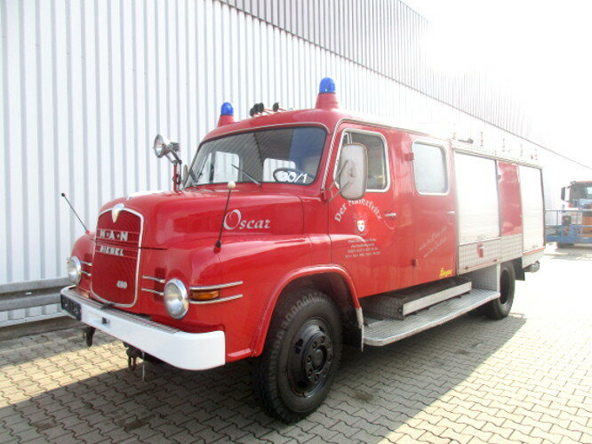 MAN 450 HALF TRO-TLF16 4x2 450 HALF TRO-TLF 16 - Ambulância: foto 1 MAN 450 HALF TRO-TLF16 4x2 450 HALF TRO-TLF 16 - Ambulância: foto 1