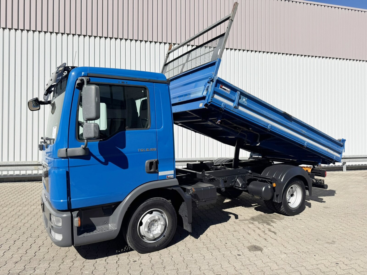 MAN TGL 8.180 4X2 BB TGL 8.180 4X2 BB, Meiller Kipper, 2x AHK - Caminhão basculante: foto 1 MAN TGL 8.180 4X2 BB TGL 8.180 4X2 BB, Meiller Kipper, 2x AHK - Caminhão basculante: foto 1