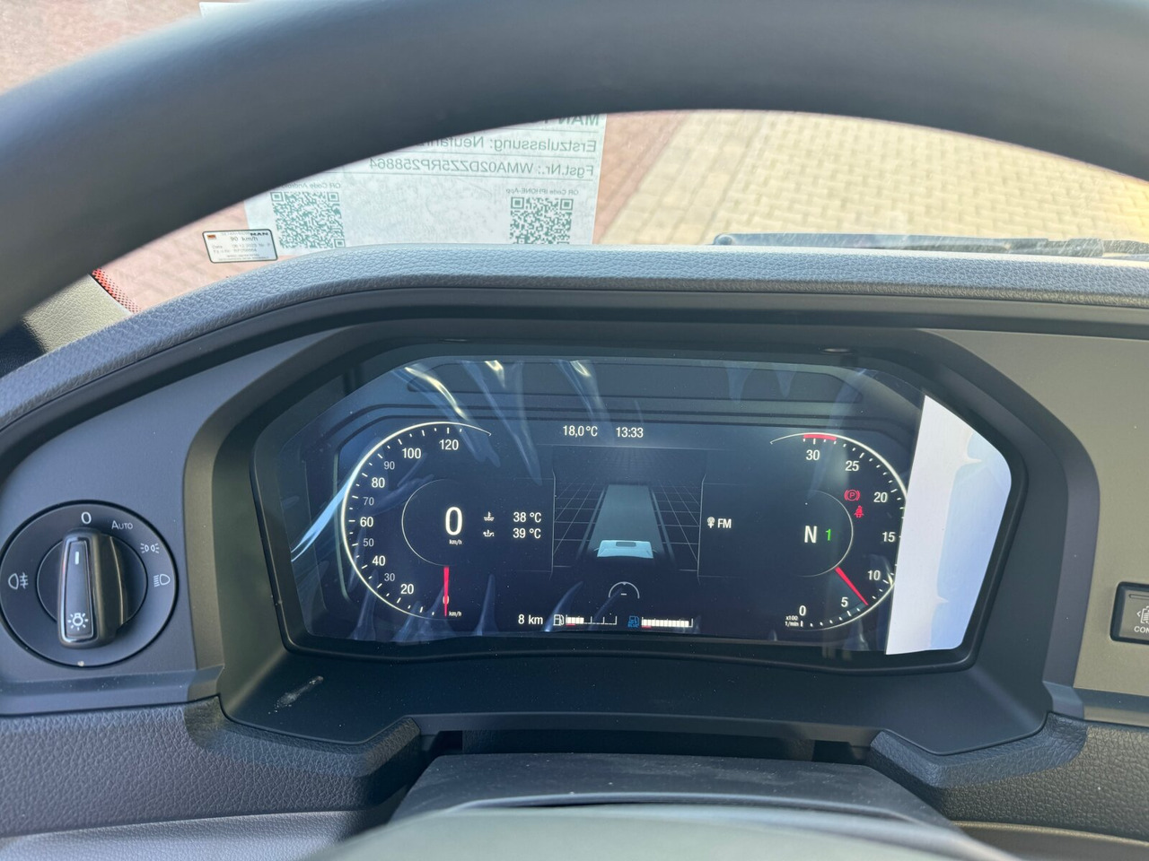 MAN TGL 8.190 4x2 BB CH TGL 8.190 4x2 BB CH, Nebenantrieb, 2x VORHANDEN - Caminhão chassi: foto 2 MAN TGL 8.190 4x2 BB CH TGL 8.190 4x2 BB CH, Nebenantrieb, 2x VORHANDEN - Caminhão chassi: foto 2