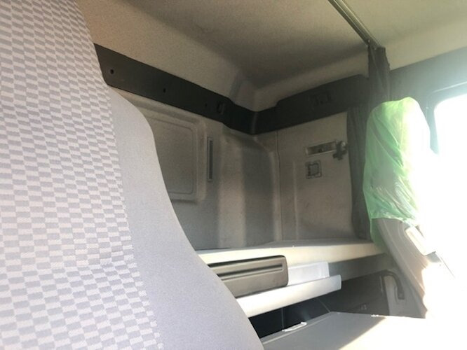 Caminhão com lona MAN TGL 8.210 BL 4x2 TGL 8.210 BL 4x2 mit LBW, Motorschaden!: foto 7