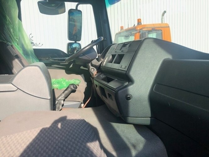 Caminhão com lona MAN TGL 8.210 BL 4x2 TGL 8.210 BL 4x2 mit LBW, Motorschaden!: foto 6