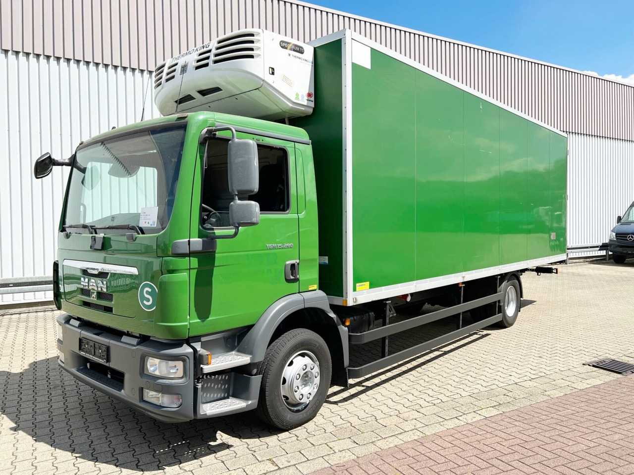 MAN TGM 15.290 4x2 BL TGM 15.290 4x2 BL, Tiefkühlkoffer - Caminhão frigorífico: foto 1 MAN TGM 15.290 4x2 BL TGM 15.290 4x2 BL, Tiefkühlkoffer - Caminhão frigorífico: foto 1