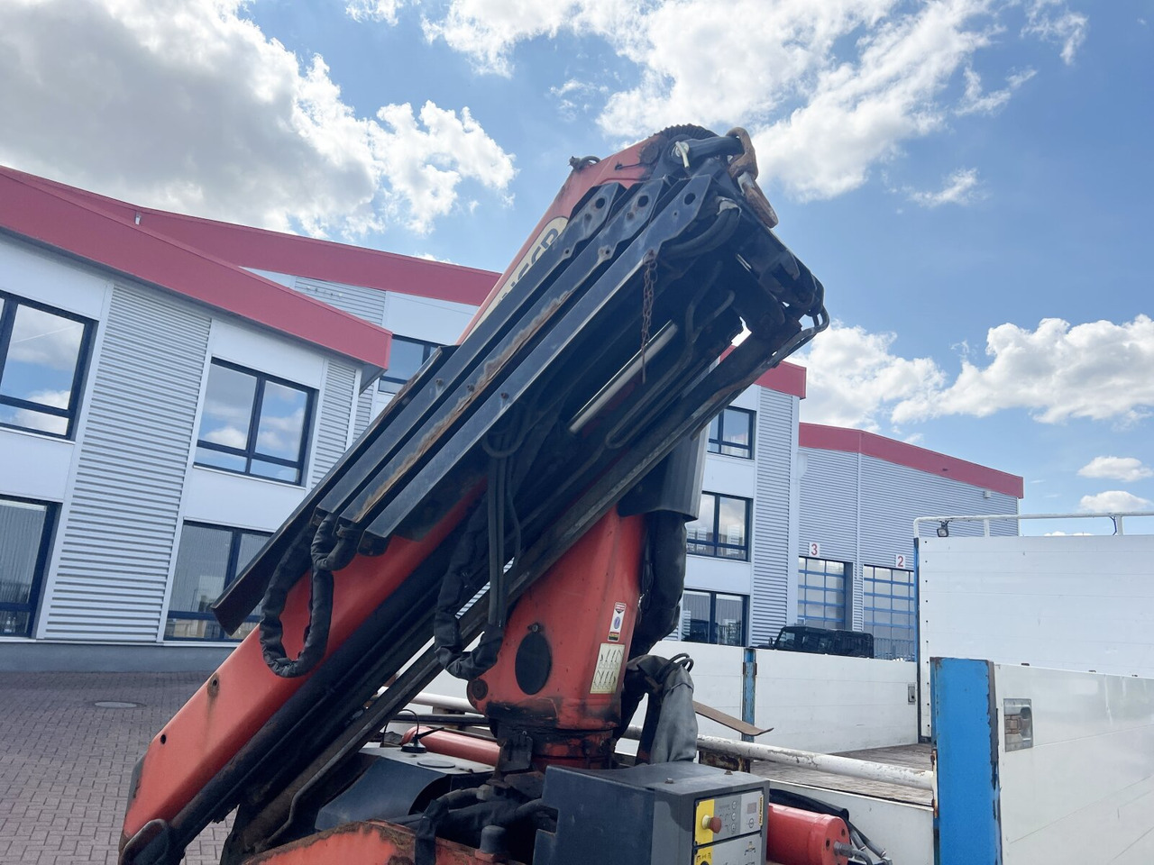 MAN TGS 18.400 4X2 BL TGS 18.400 4X2 BL, Kran PK 12002-EH B Funk, 2x AHK - Caminhão grua: foto 2 MAN TGS 18.400 4X2 BL TGS 18.400 4X2 BL, Kran PK 12002-EH B Funk, 2x AHK - Caminhão grua: foto 2