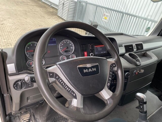 MAN TGS 18.400 4x4H BLS TGS 18.400 4x4H BLS + Auflieger KARRENA 10m³ Betonmischer - Caminhão betoneira: foto 2 MAN TGS 18.400 4x4H BLS TGS 18.400 4x4H BLS + Auflieger KARRENA 10m³ Betonmischer - Caminhão betoneira: foto 2