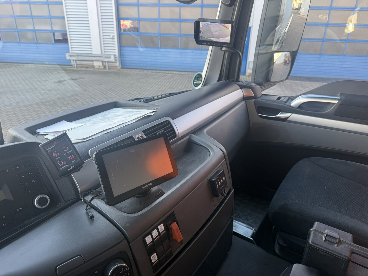 MAN TGS 26.440 6x2-4 BL TGS 26.440 6x2-4 BL, Lenk-/Liftachse, ADR, Esterer Tank ca. 20.340l, 3 Kammern - Caminhão tanque: foto 5 MAN TGS 26.440 6x2-4 BL TGS 26.440 6x2-4 BL, Lenk-/Liftachse, ADR, Esterer Tank ca. 20.340l, 3 Kammern - Caminhão tanque: foto 5