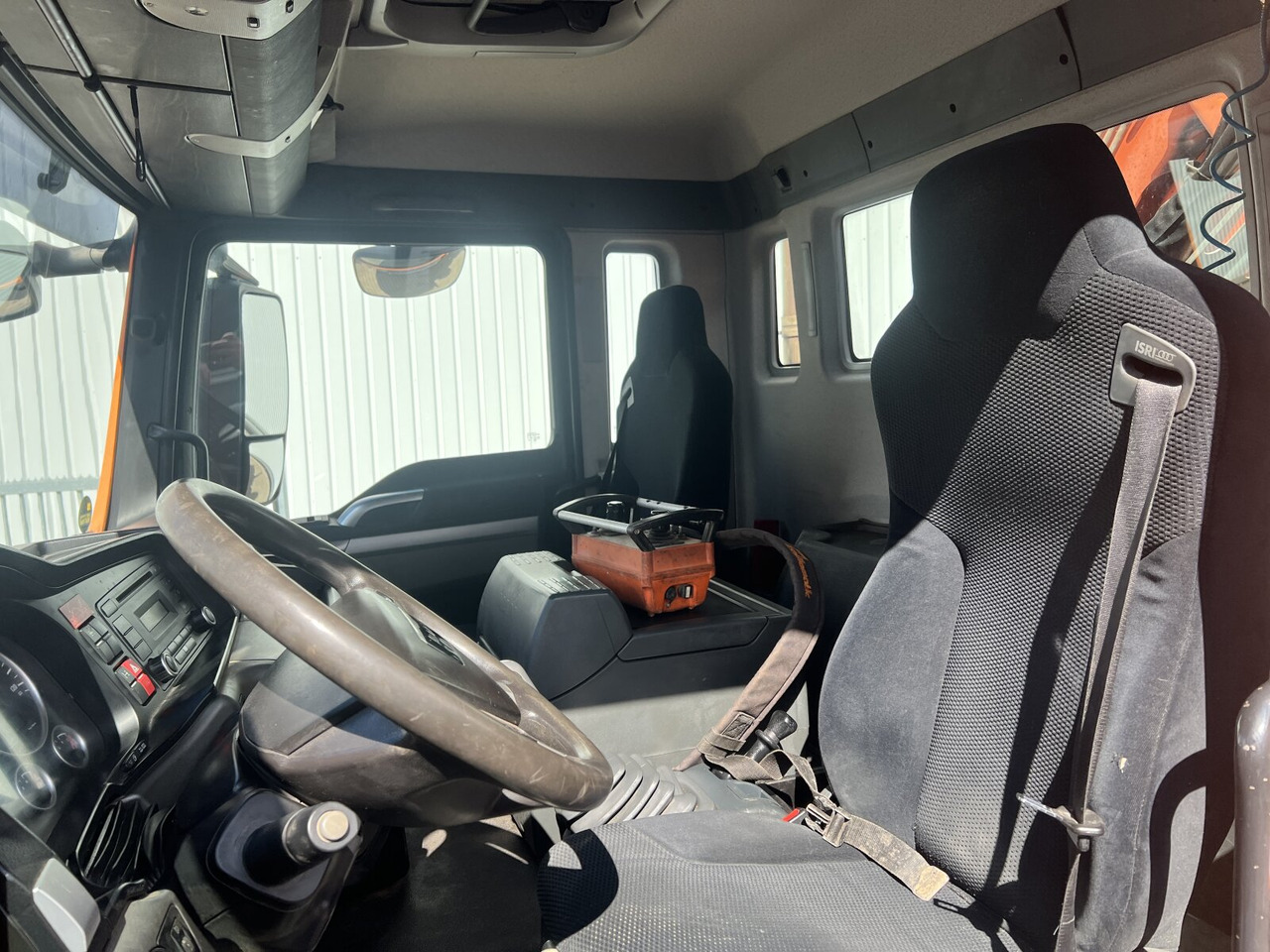 MAN TGS 35.440 8x4 BL TGS 35.440 8x4 BL, Meiller 19.62, Atlas Kran 135.2-A3, Funk - Caminhão polibenne, Caminhão grua: foto 5 MAN TGS 35.440 8x4 BL TGS 35.440 8x4 BL, Meiller 19.62, Atlas Kran 135.2-A3, Funk - Caminhão polibenne, Caminhão grua: foto 5