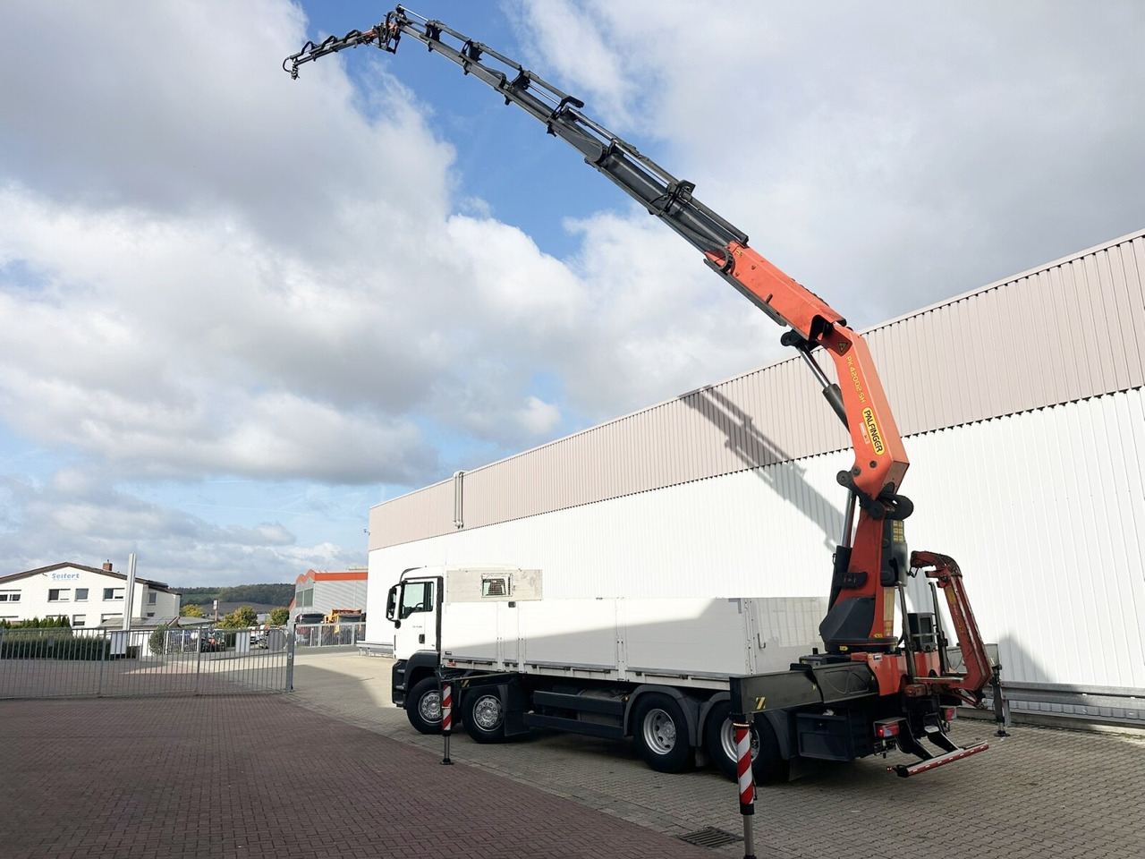 Caminhão grua, Camião de caixa aberta/ Plataforma MAN TGS 35.440 8x4 BL TGS 35.440 8x4 BL, Navi, Heckkran Palfinger PK42002 SH-F + Jip PJ 060 B, 24,9m-730kg, Funk: foto 10