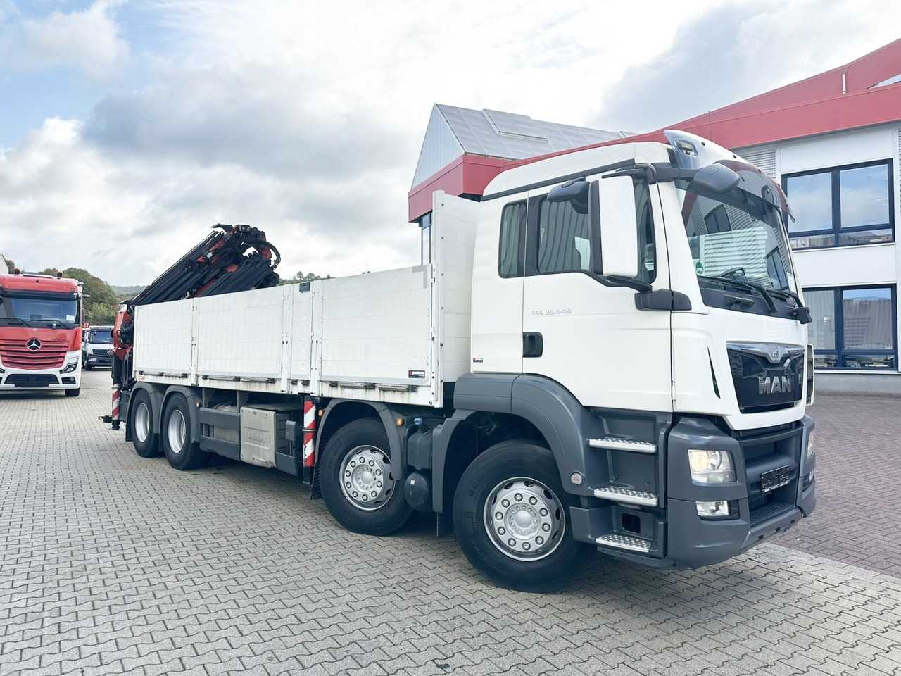 Caminhão grua, Camião de caixa aberta/ Plataforma MAN TGS 35.440 8x4 BL TGS 35.440 8x4 BL, Navi, Heckkran Palfinger PK42002 SH-F + Jip PJ 060 B, 24,9m-730kg, Funk: foto 11
