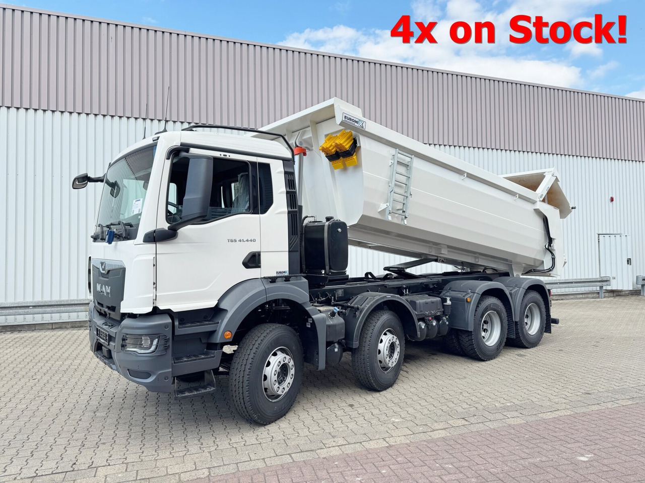 MAN TGS 41.440/480 8x4 BB TGS 41.440/480 8x4 BB, Mulde ca. 16m³ mit hydraulischer Heckklappe, mehrfach VORHANDEN - Caminhão chassi: foto 1 MAN TGS 41.440/480 8x4 BB TGS 41.440/480 8x4 BB, Mulde ca. 16m³ mit hydraulischer Heckklappe, mehrfach VORHANDEN - Caminhão chassi: foto 1