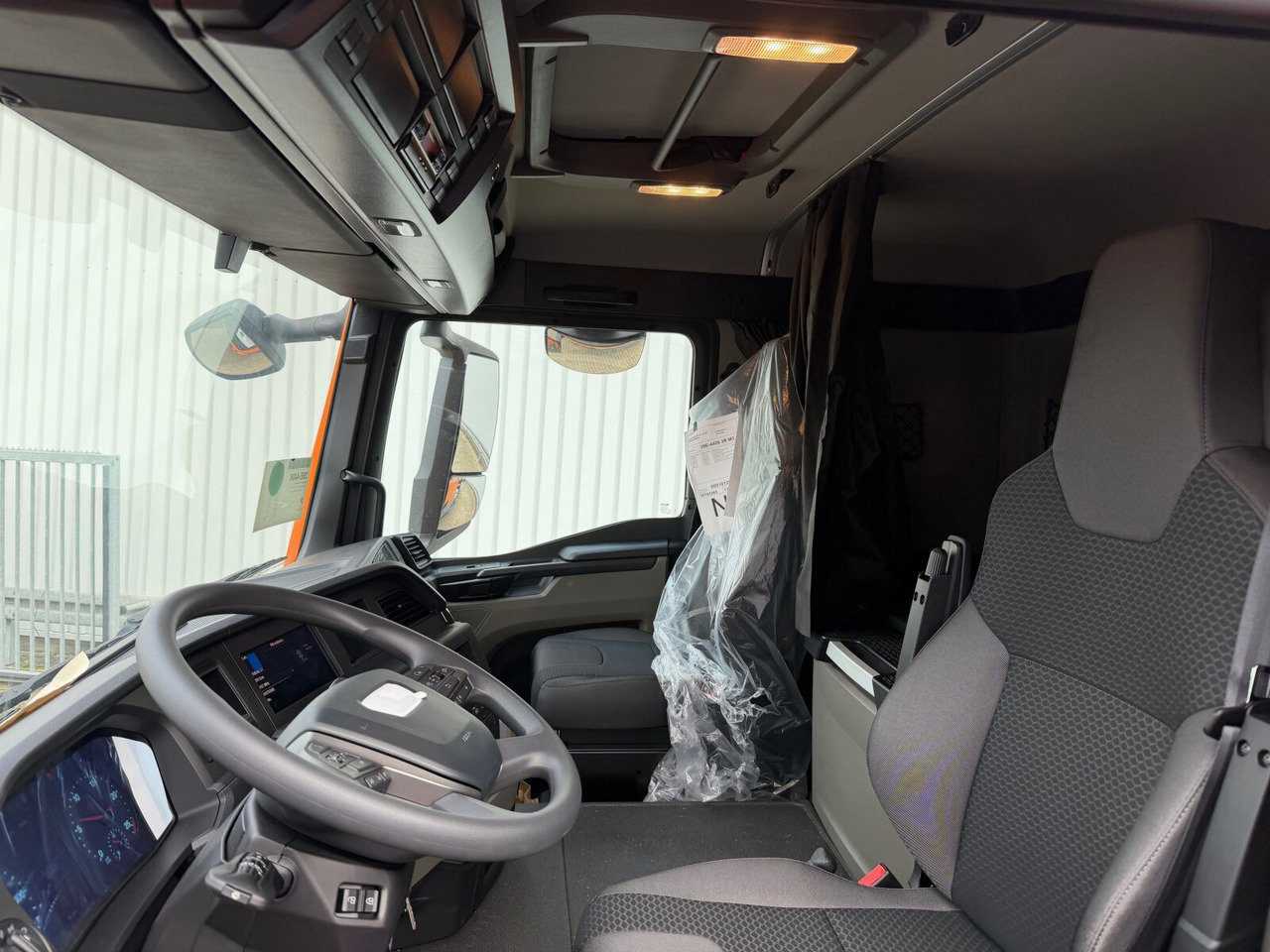 MAN TGS 41.440 8x4 BB CH TGS 41.440 8x4 BB CH, Retarder, MEHRFACH VORHANDEN! - Caminhão chassi: foto 3 MAN TGS 41.440 8x4 BB CH TGS 41.440 8x4 BB CH, Retarder, MEHRFACH VORHANDEN! - Caminhão chassi: foto 3