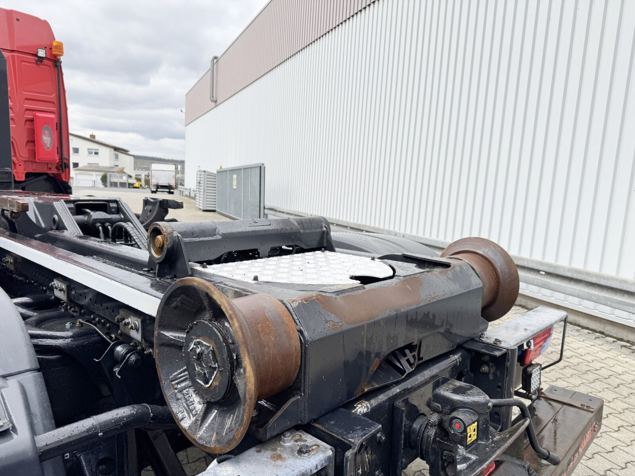 Caminhão polibenne MAN TGX 26.470 6X2-4 BL TGX 26.470 6X2-4 BL, Lenk-/Liftachse, XLX-Fahrerhaus, VDL Abrollanlage 7m: foto 11