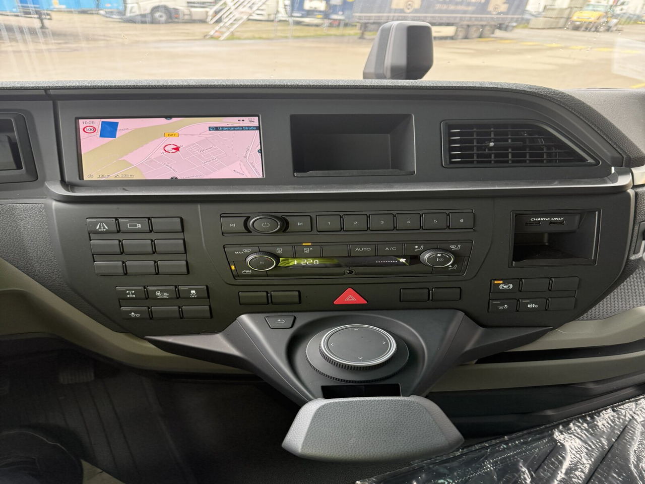 MAN TGX 26.470 6x2-4 BL TGX 26.470 6x2-4 BL, Lenk-/Liftachse, Retarder, Navi, Heckkran Atlas AK 170.2-A2 - Caminhão grua, Camião de caixa aberta/ Plataforma: foto 5 MAN TGX 26.470 6x2-4 BL TGX 26.470 6x2-4 BL, Lenk-/Liftachse, Retarder, Navi, Heckkran Atlas AK 170.2-A2 - Caminhão grua, Camião de caixa aberta/ Plataforma: foto 5